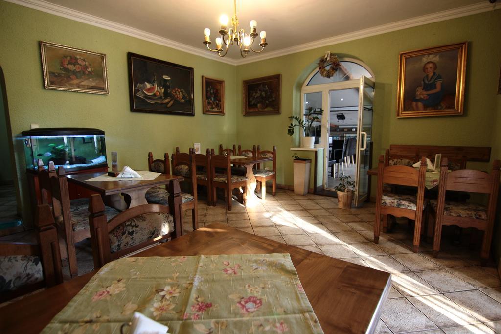 Penzion Rudolf Prievidza Εξωτερικό φωτογραφία